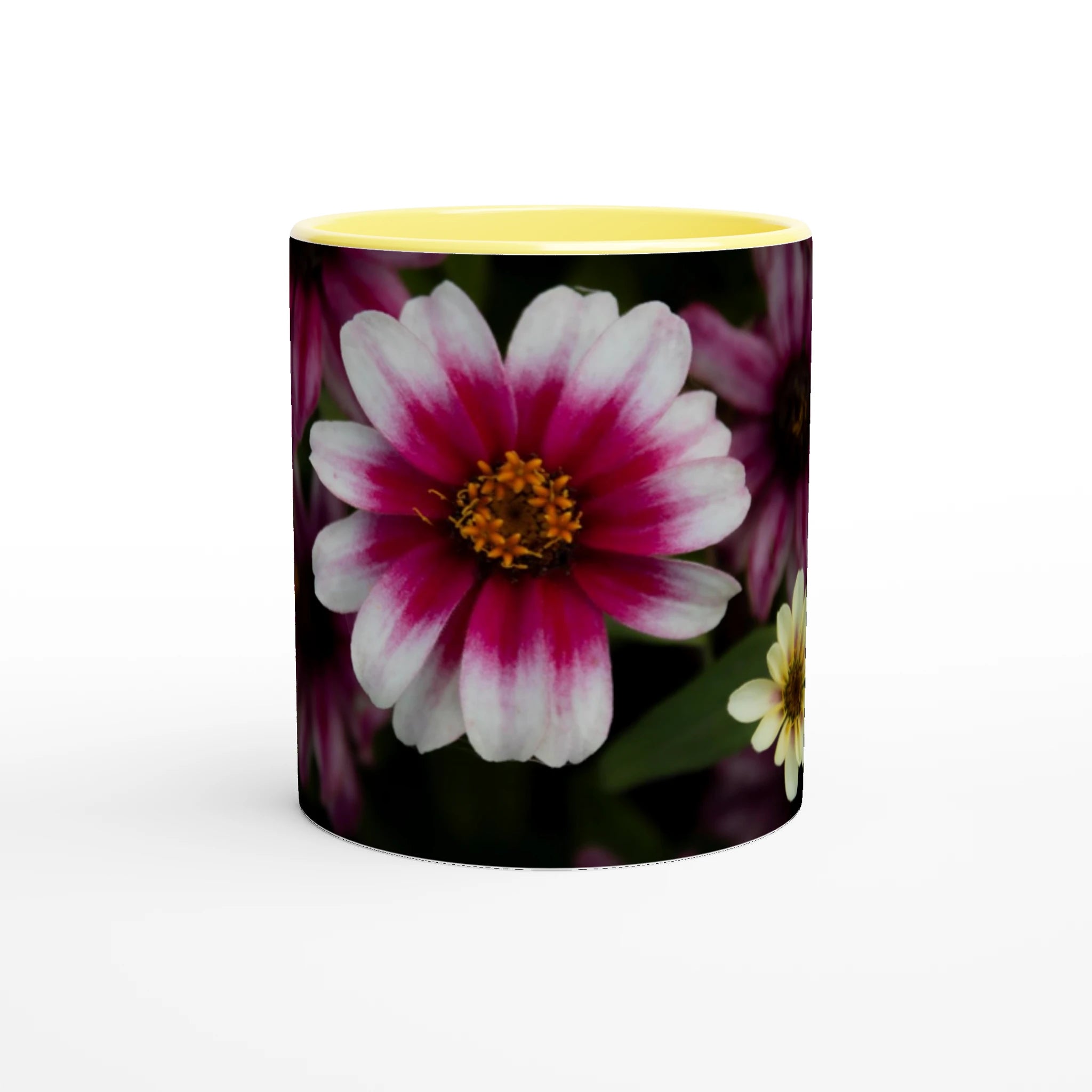 Tasse-rose-et-blanche-jaune-devant